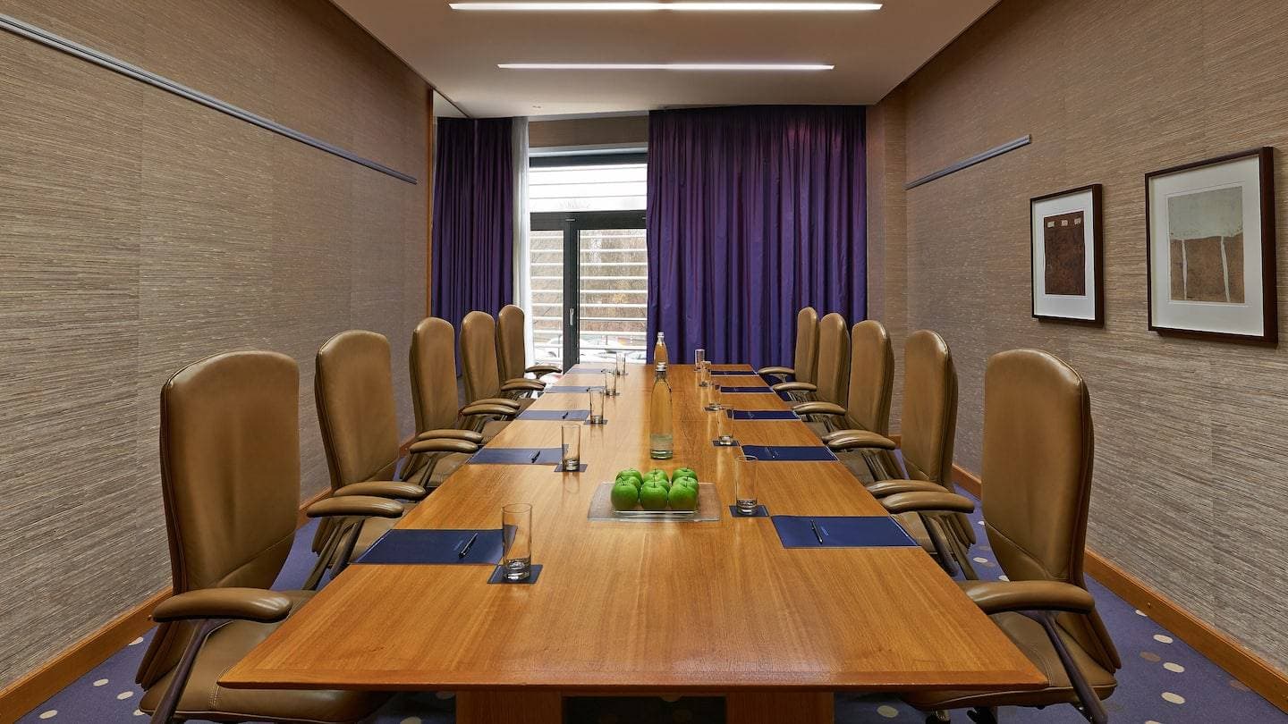 Hilton Dusseldorf 18