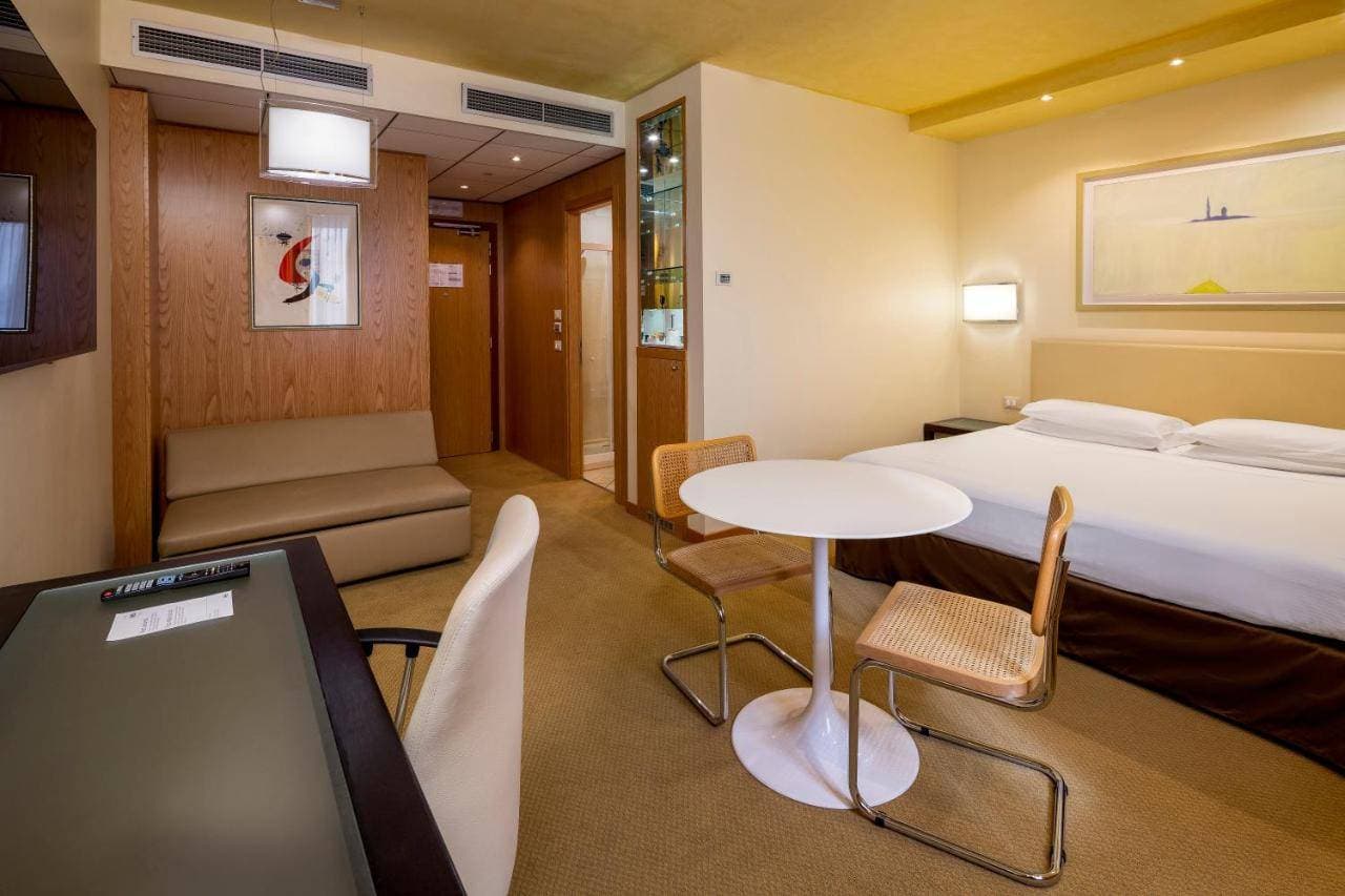 Crowne Plaza Padova by IHG 14