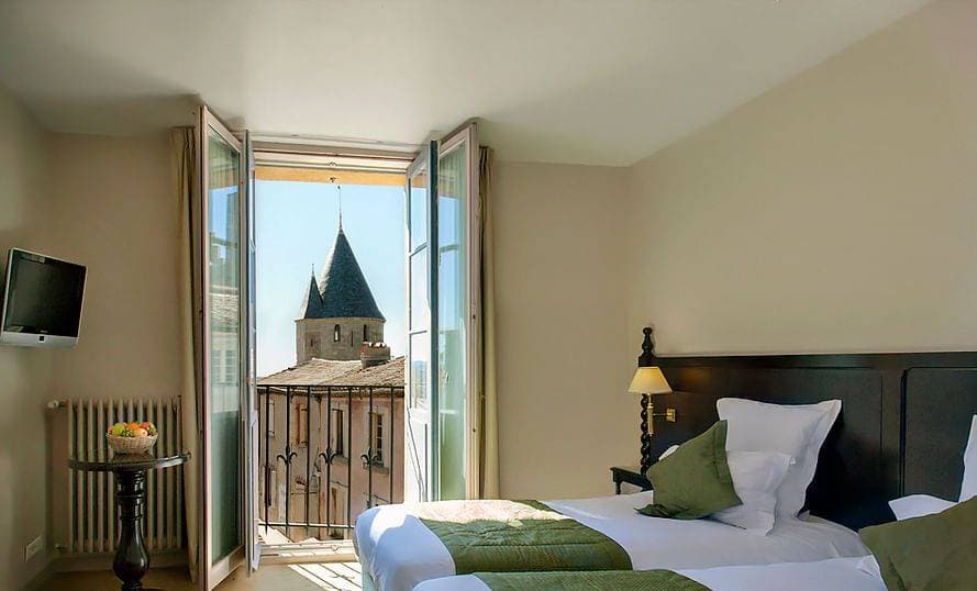 L'Hôtel Le Donjon 6
