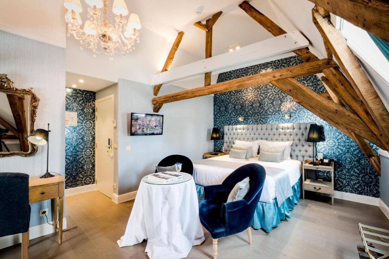 Hotel De Castillion 10