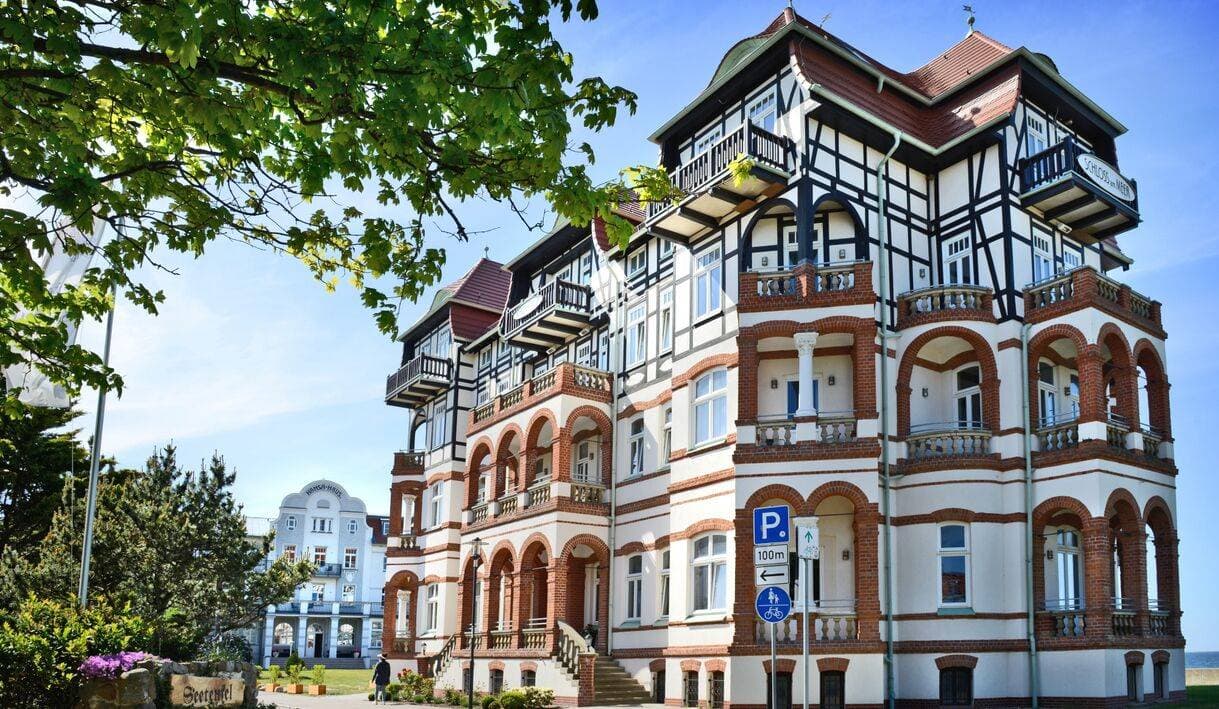 Meergut Hotels 3