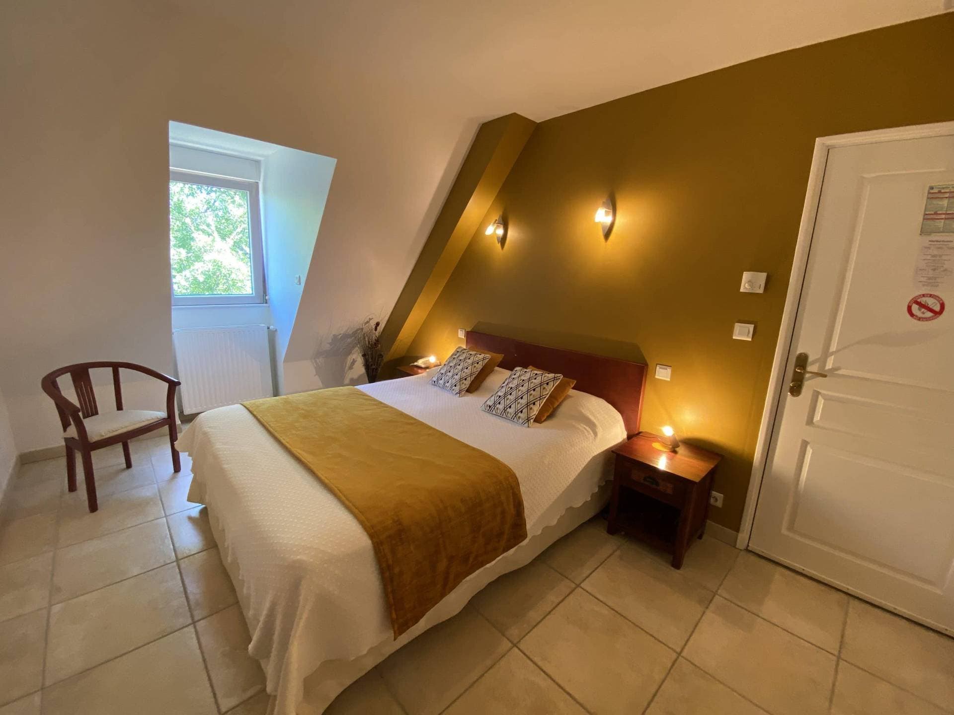 Hôtel Bon Encontre  8