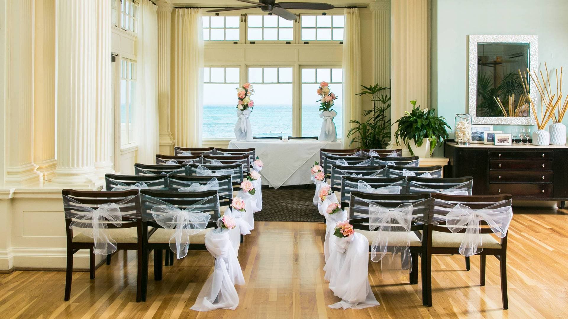Moana Surfrider, A Westin Resort & Spa, Waikiki Beach 18