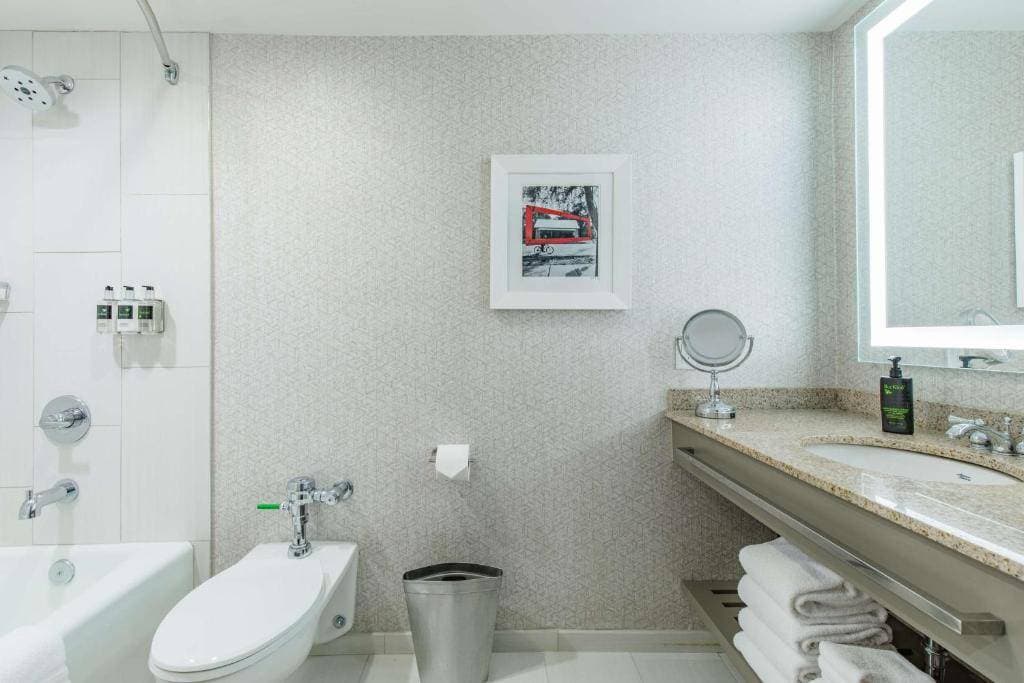 Coast Seattle Downtown Hotel by APA 4