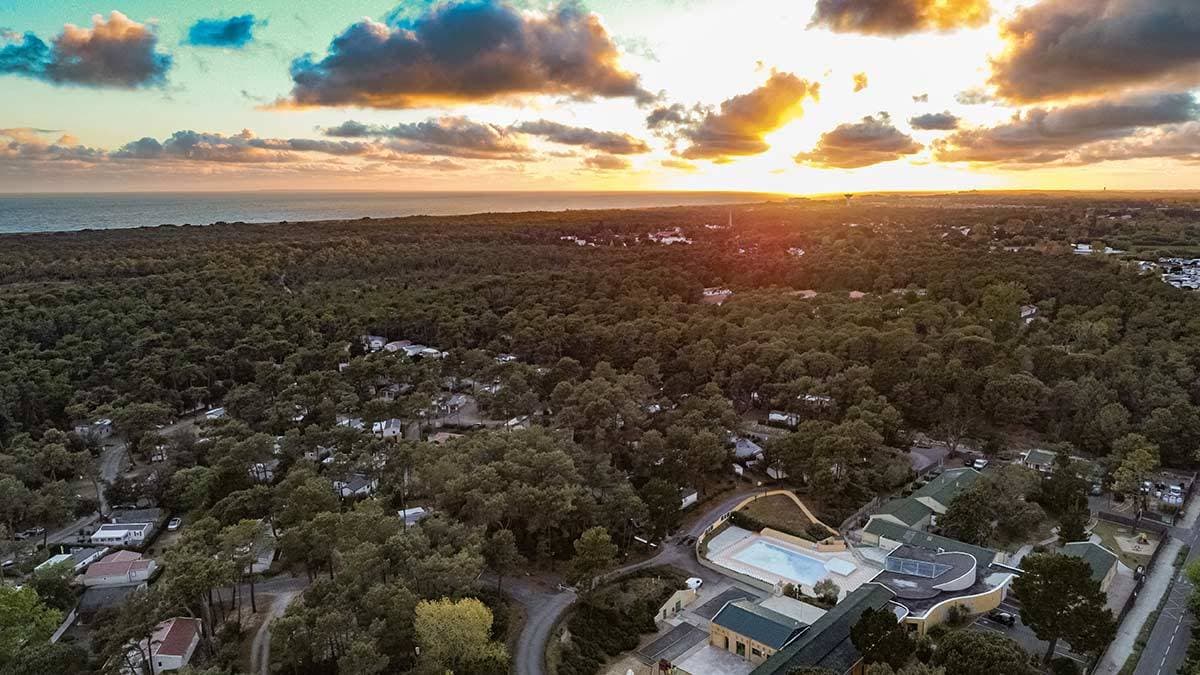 Le Domaine des Pins 2