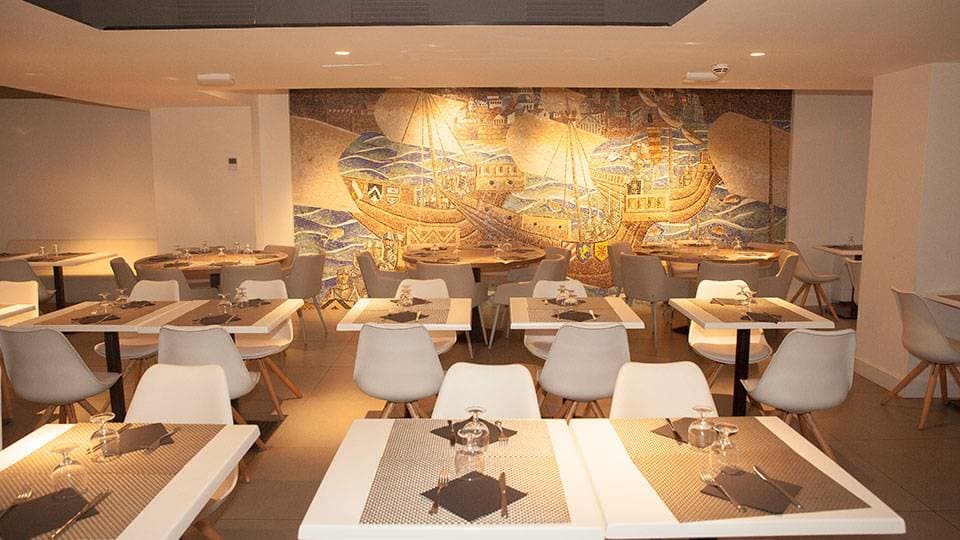 Hotel Brisamar Suites 11