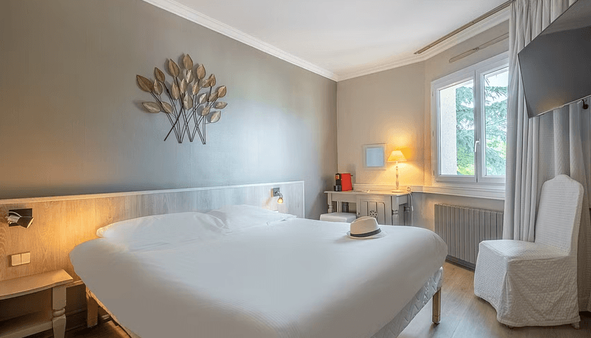The Originals Relais Hôtel Causse Comtal 17
