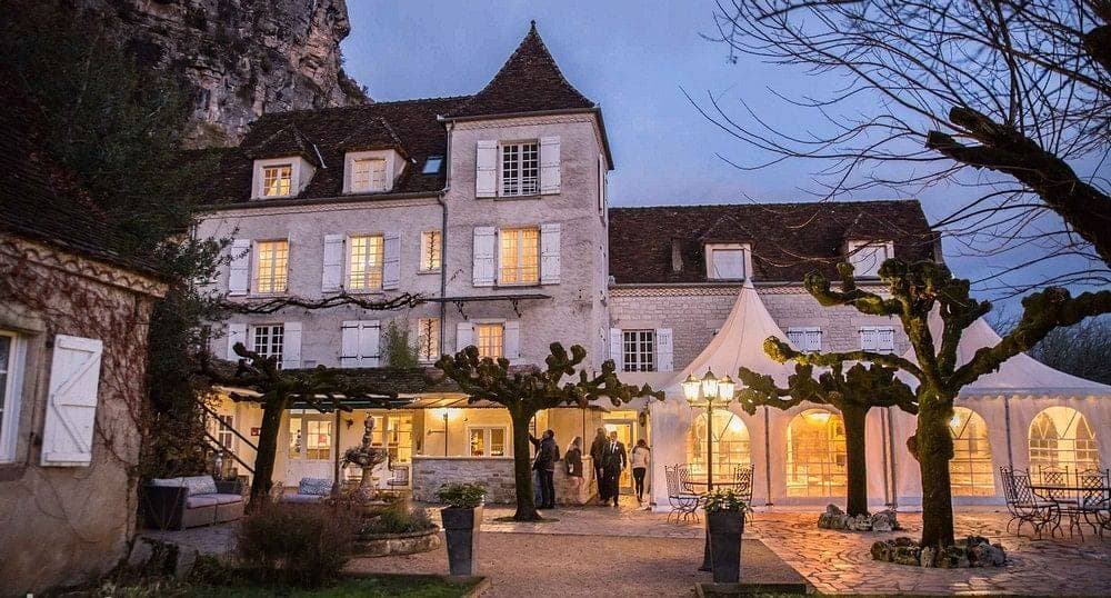 Logis Hôtel Domaine les Falaises 5