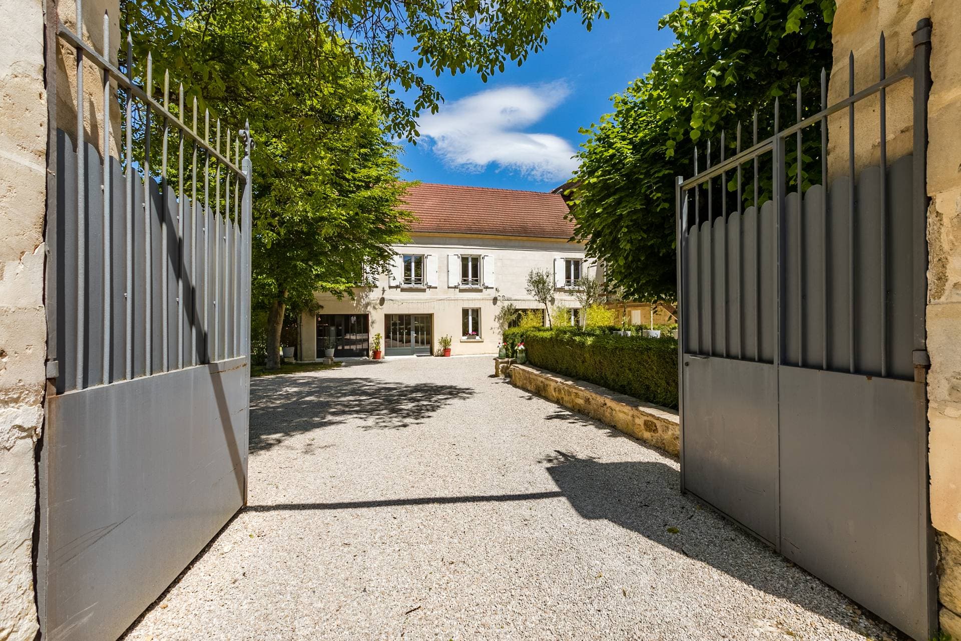 La Roche  32