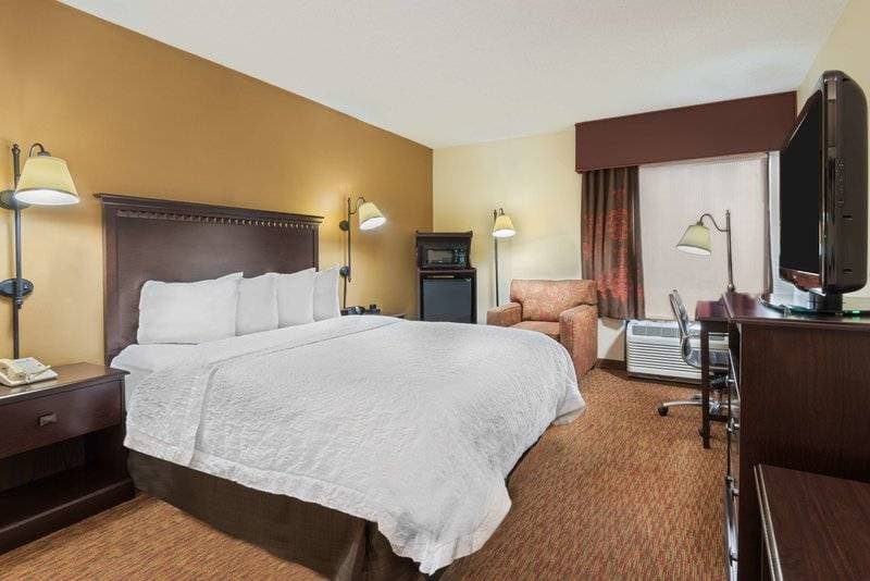 Hampton Inn Charlotte-University Place 17