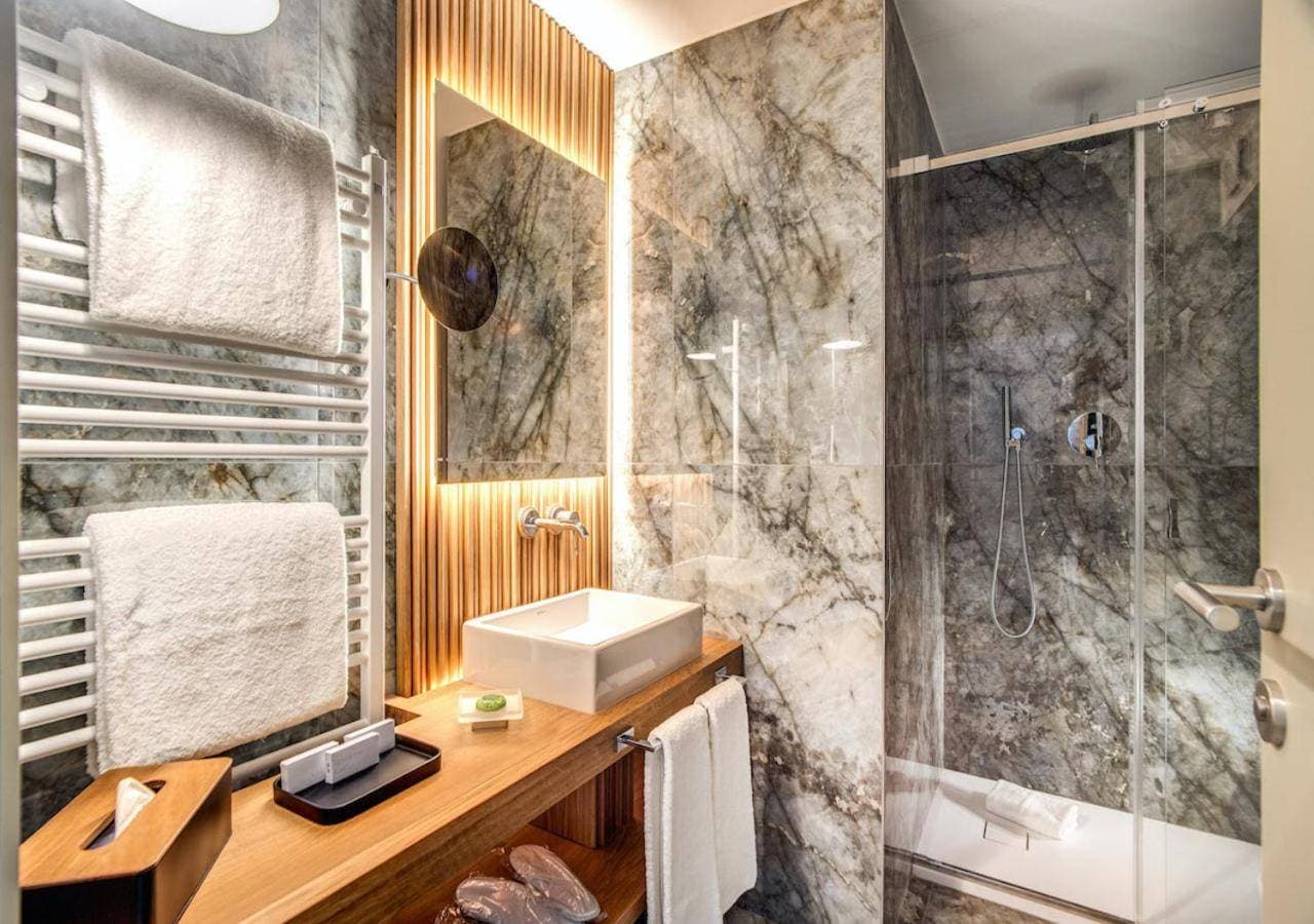 DBH – Boutique Hotel Lake Como 10