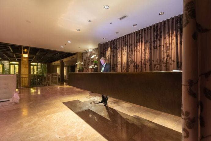 Proximity Hotel 15