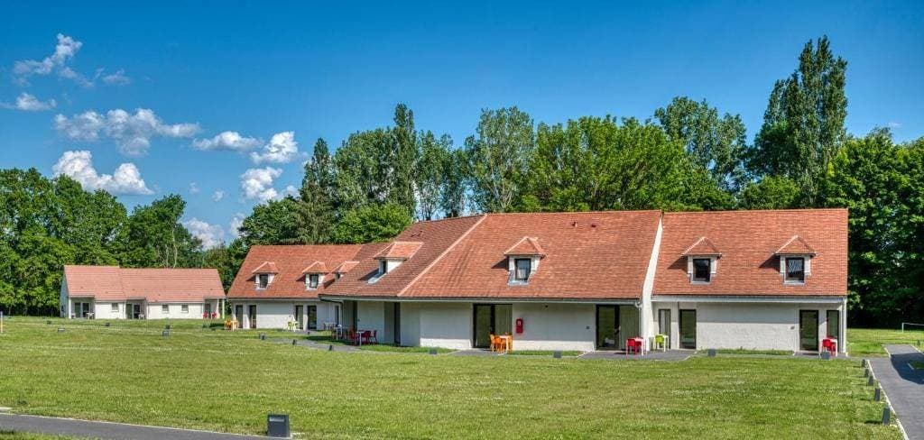 Ternélia - Hôtel Lac d'Orient 1