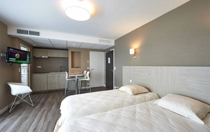 Park Hôtel à Cholet – Appart’Hôtel de Cholet 8