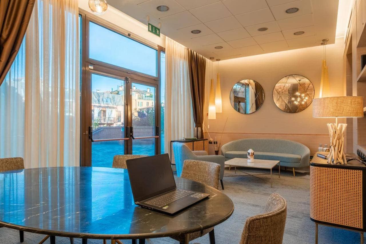Aemilia Hotel 7