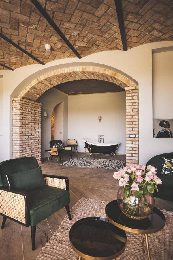 Relais Almaranto 8