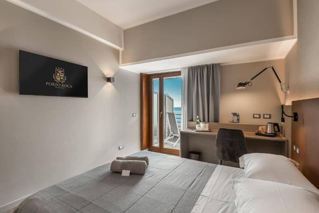 Hotel Porto Roca 40