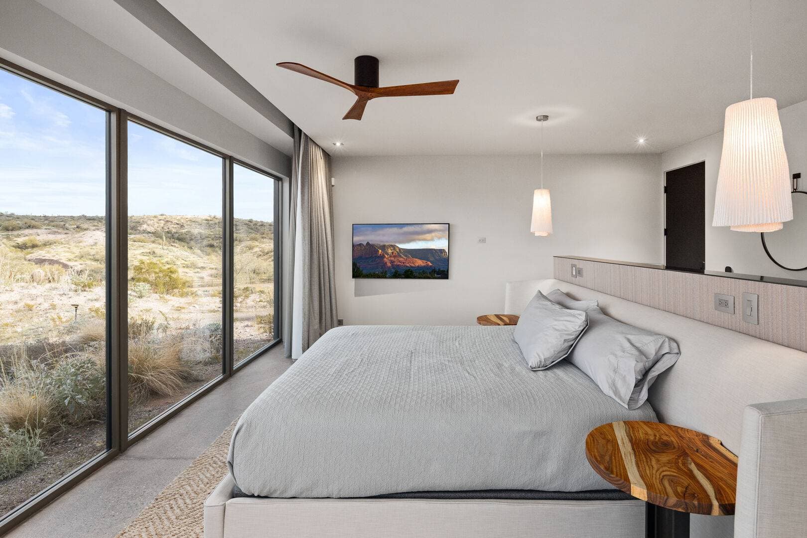 Paradise Canyon Retreat - 3 Private Estates 26