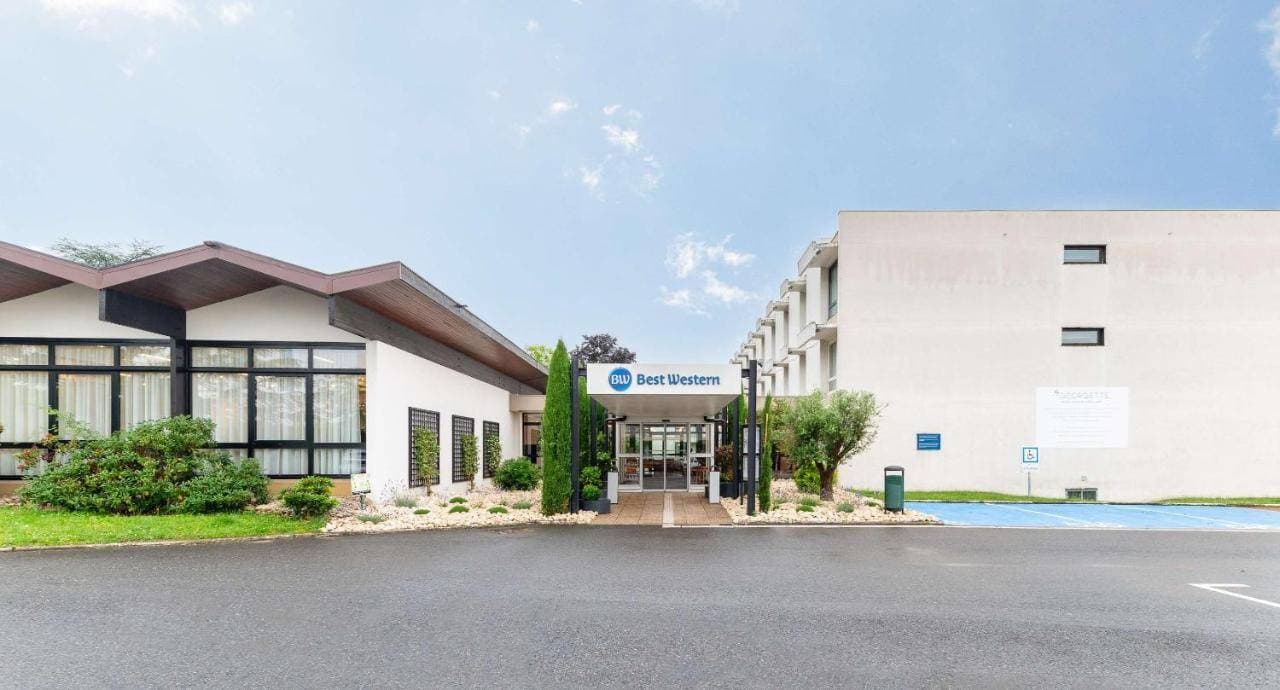Best Western Saint-Etienne Porte du Forez 1