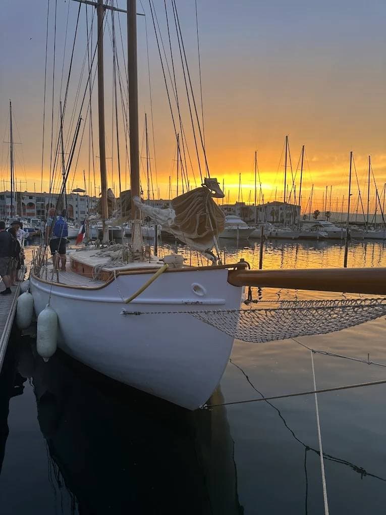 BATEAU PROMENADE VOILIER LIMNOREIA 1