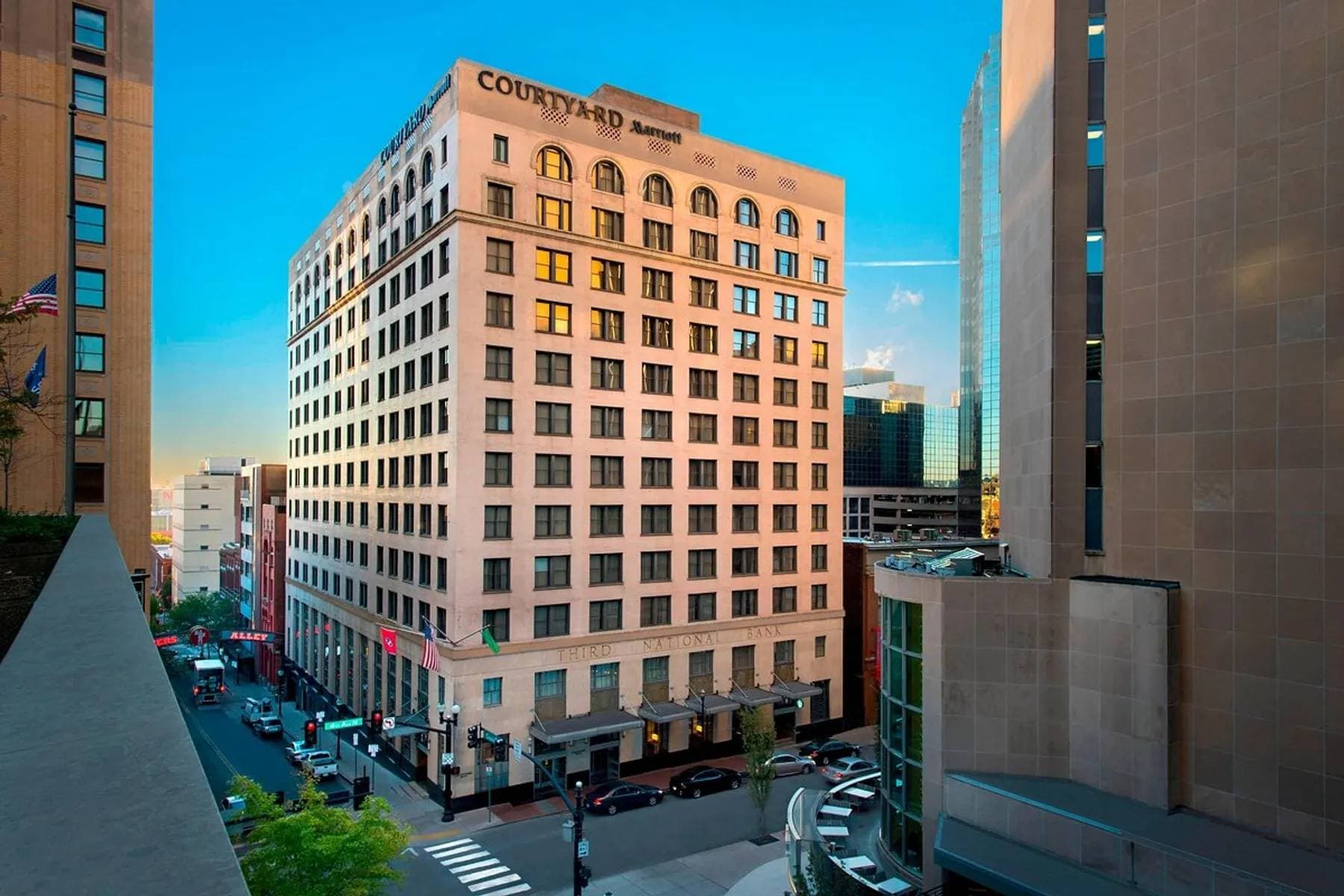 Marriott Courtyard Nashville Downtown 1