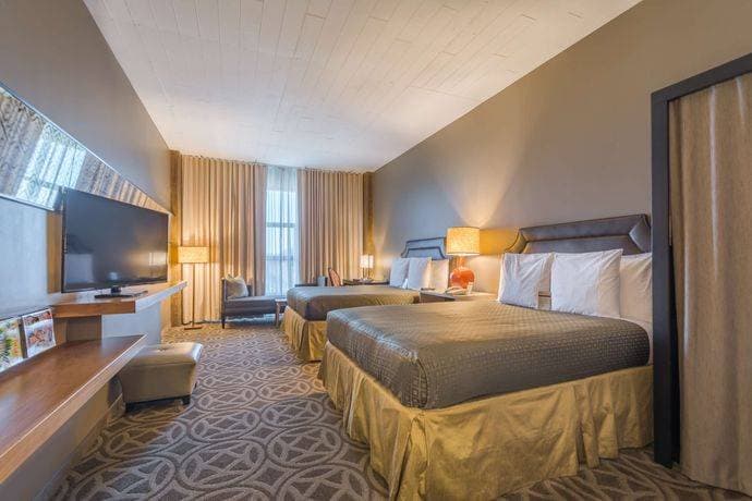 Proximity Hotel 12