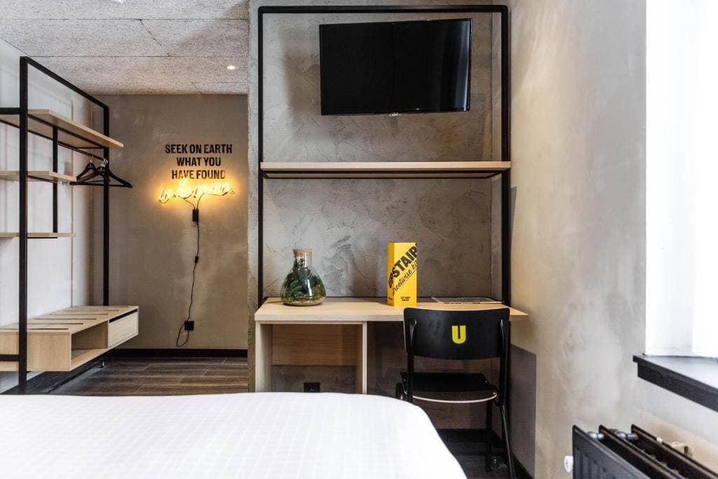 Upstairs Hotel 17