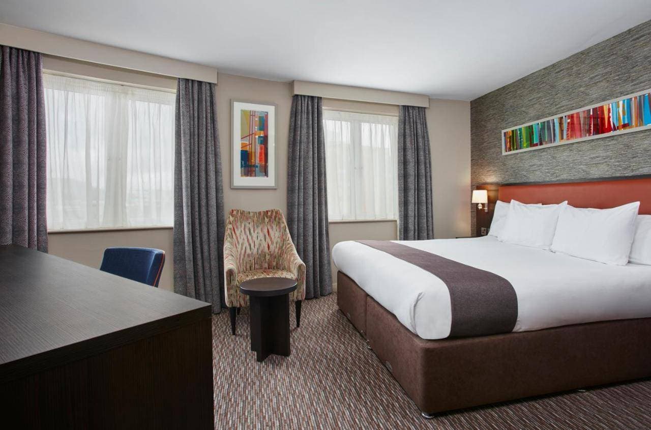 Holiday Inn Belfast by IHG 9