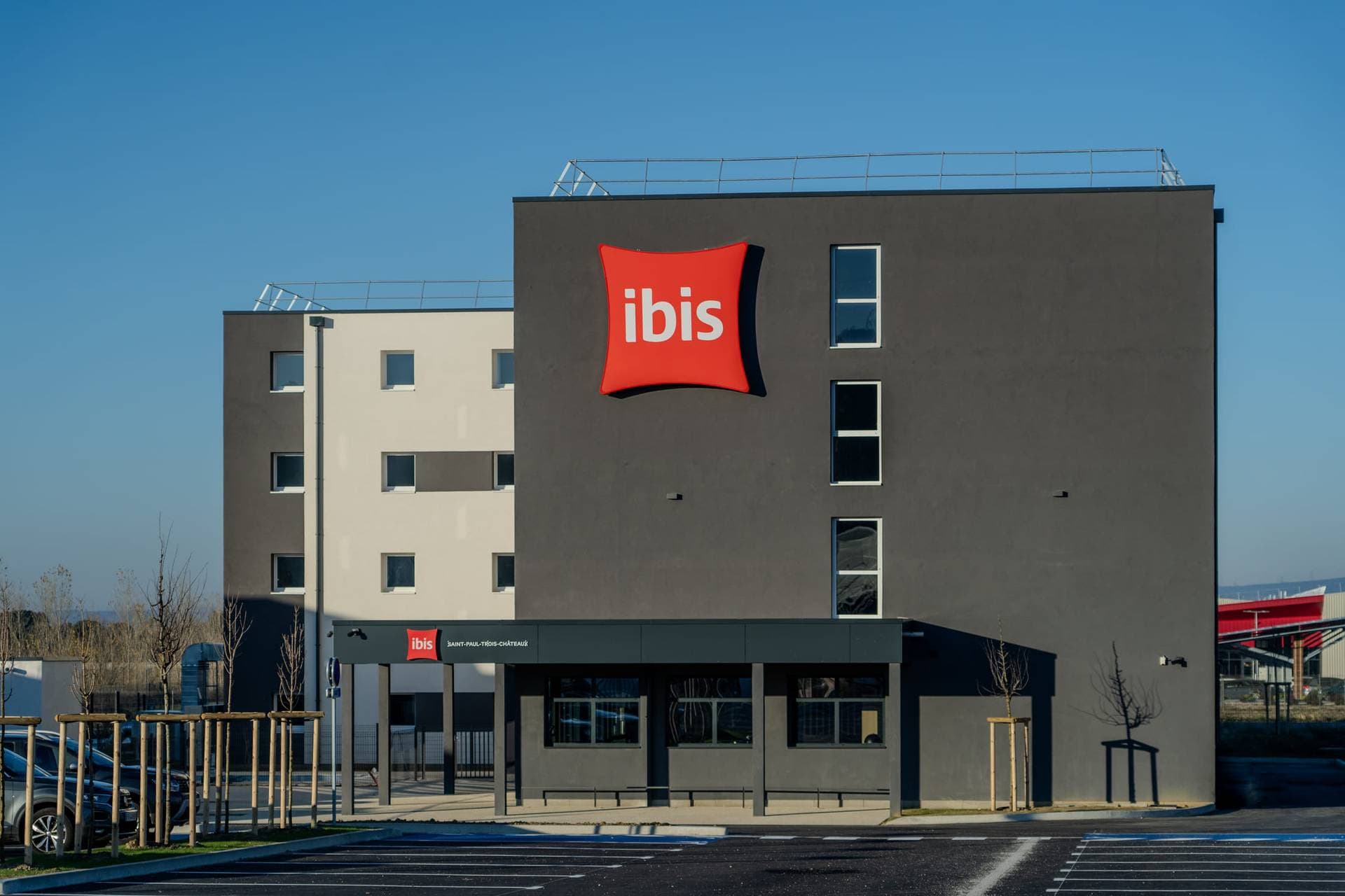 Hôtel Ibis Saint-Paul-Trois-Châteaux 1