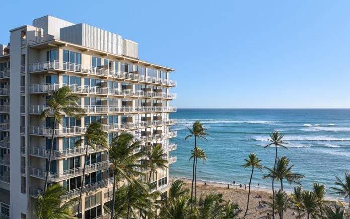Kaimana Beach Hotel 18