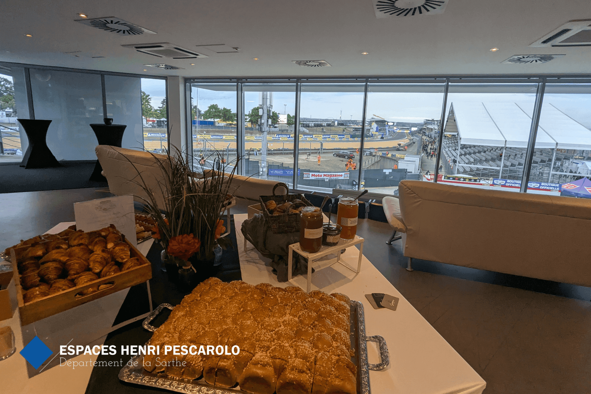 Le salon Henri Pescarolo