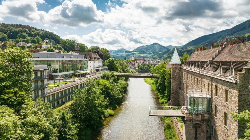 Das Schloss an der Eisenstrasse 7