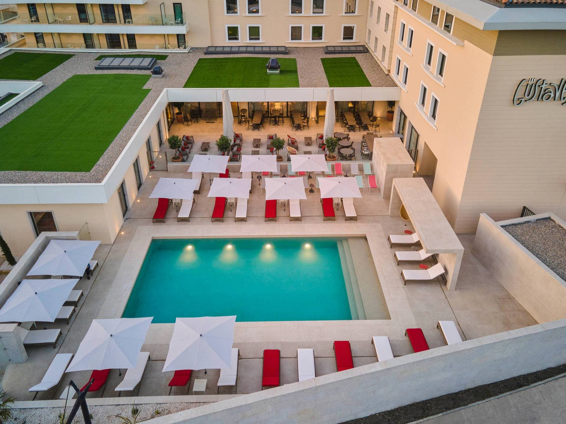 Mercure Avignon TGV & Spa 1