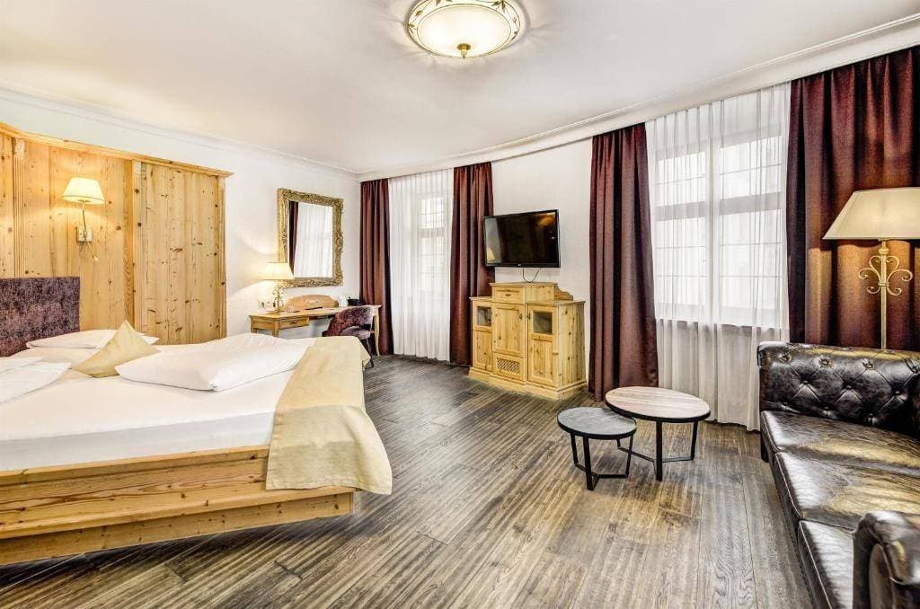 Goldener Adler Hotel & Restaurant 10