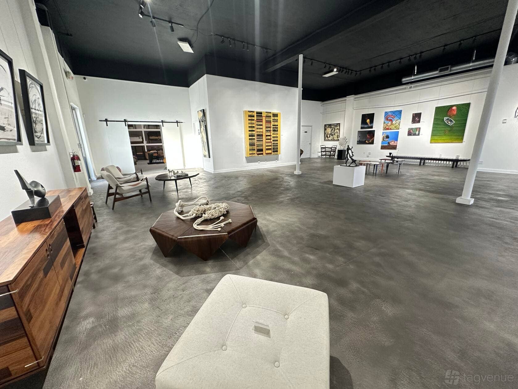 Emporium B Gallery 9