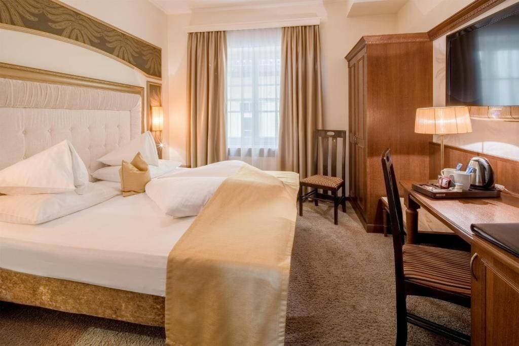 Goldener Adler Hotel & Restaurant 19