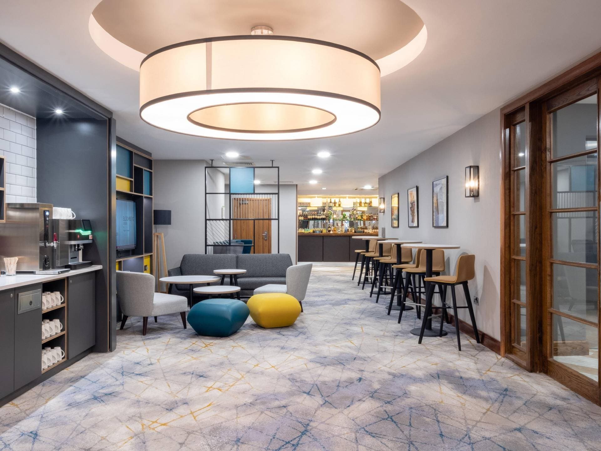 Holiday Inn Stevenage 11
