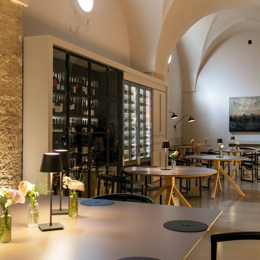 Gimmi Restaurant 12