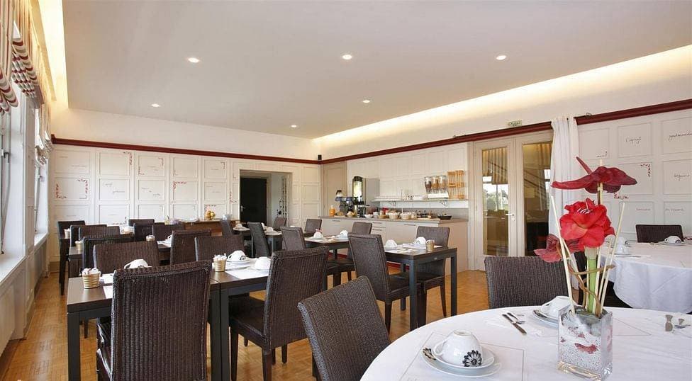 Best Western Adagio 4