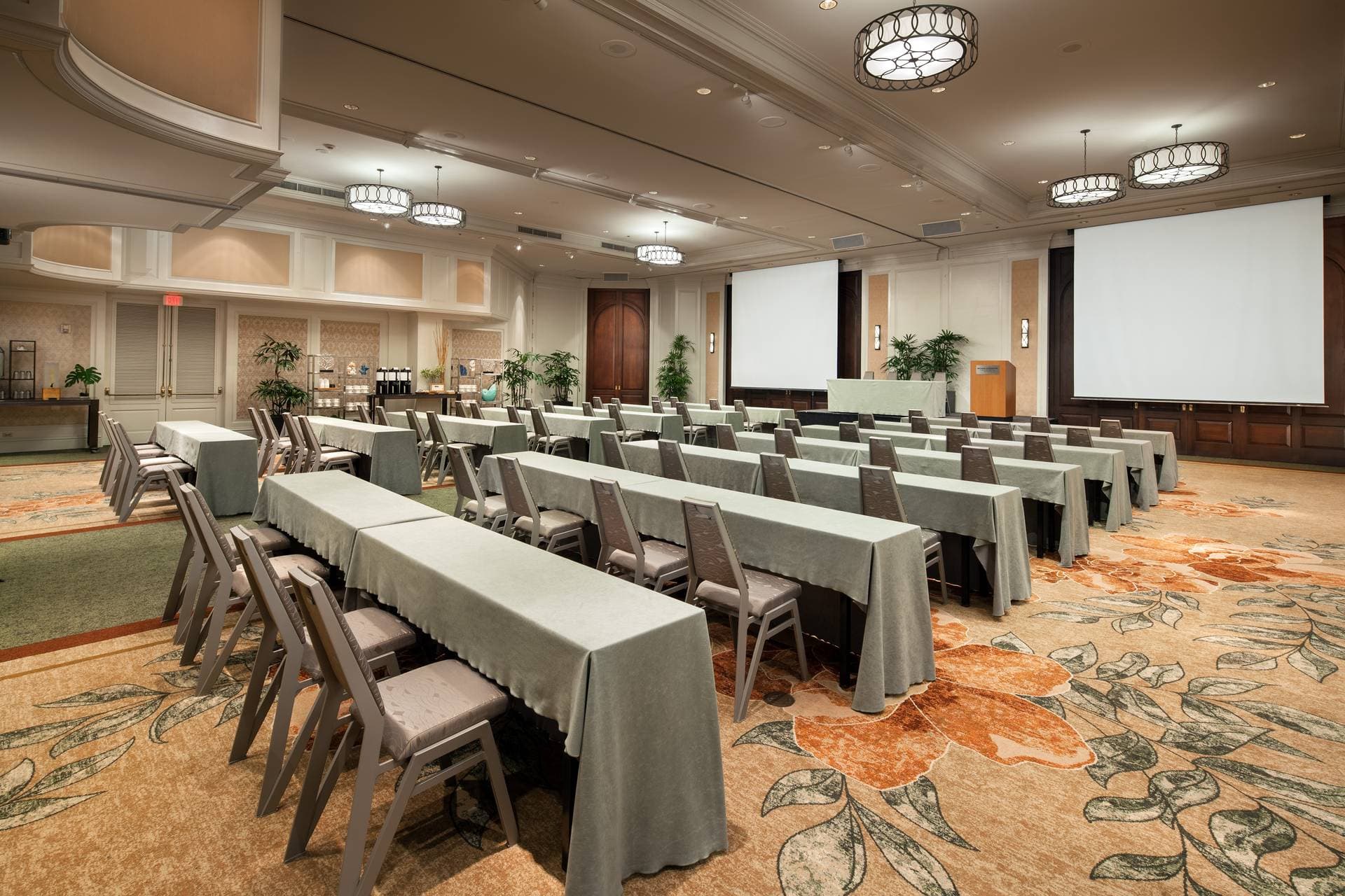 Moana Surfrider, A Westin Resort & Spa, Waikiki Beach 49