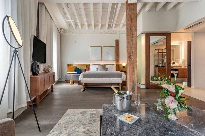 One11 Hotel