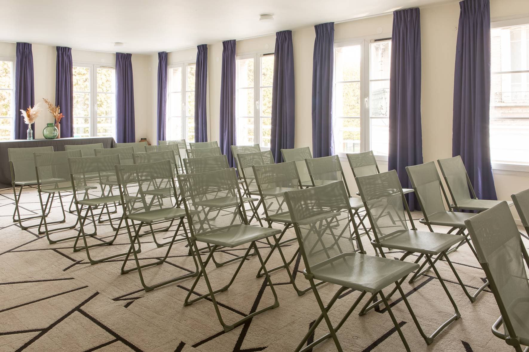 ALFRED HOTELS - Compiègne *** 1