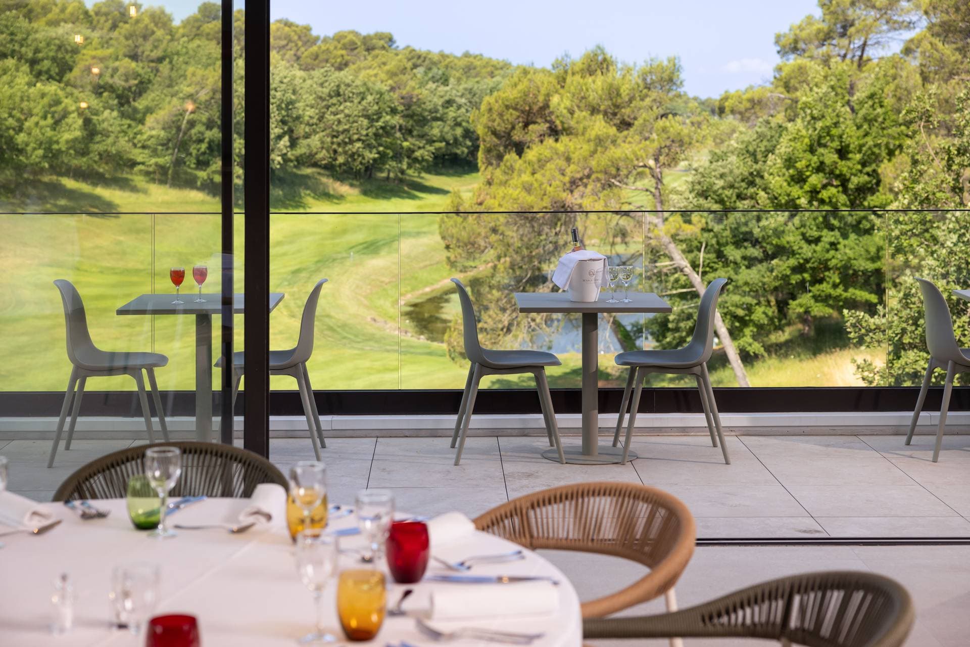  Mercure**** Golf Hôtel  & Spa de Barbaroux 12