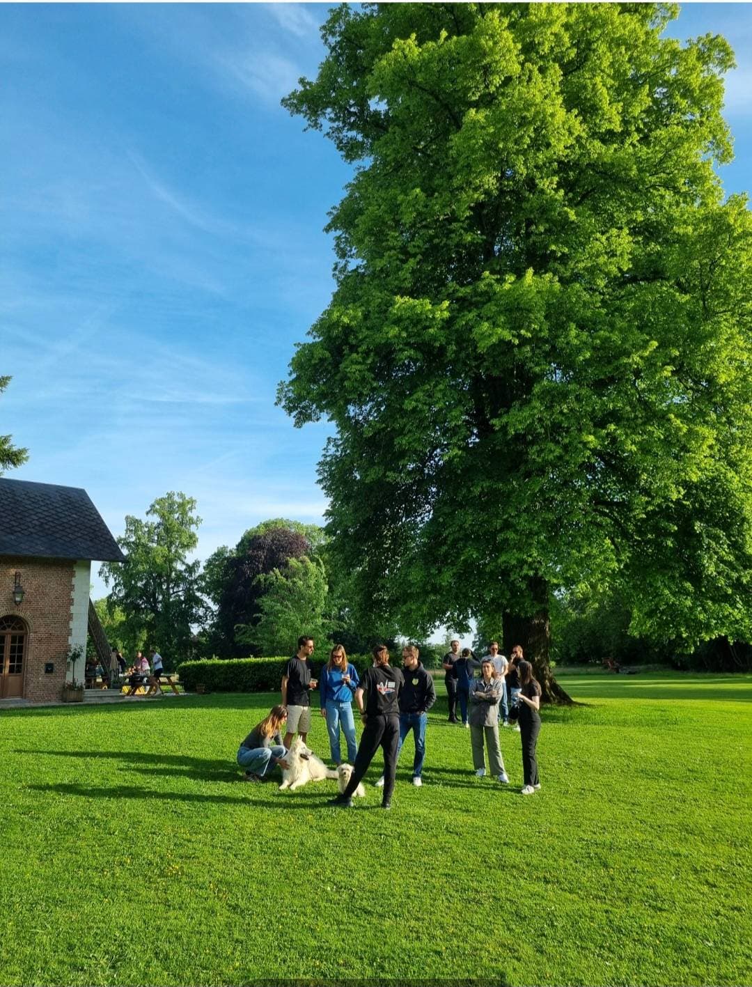 Les Ecuries du Chateau de Brumare 13