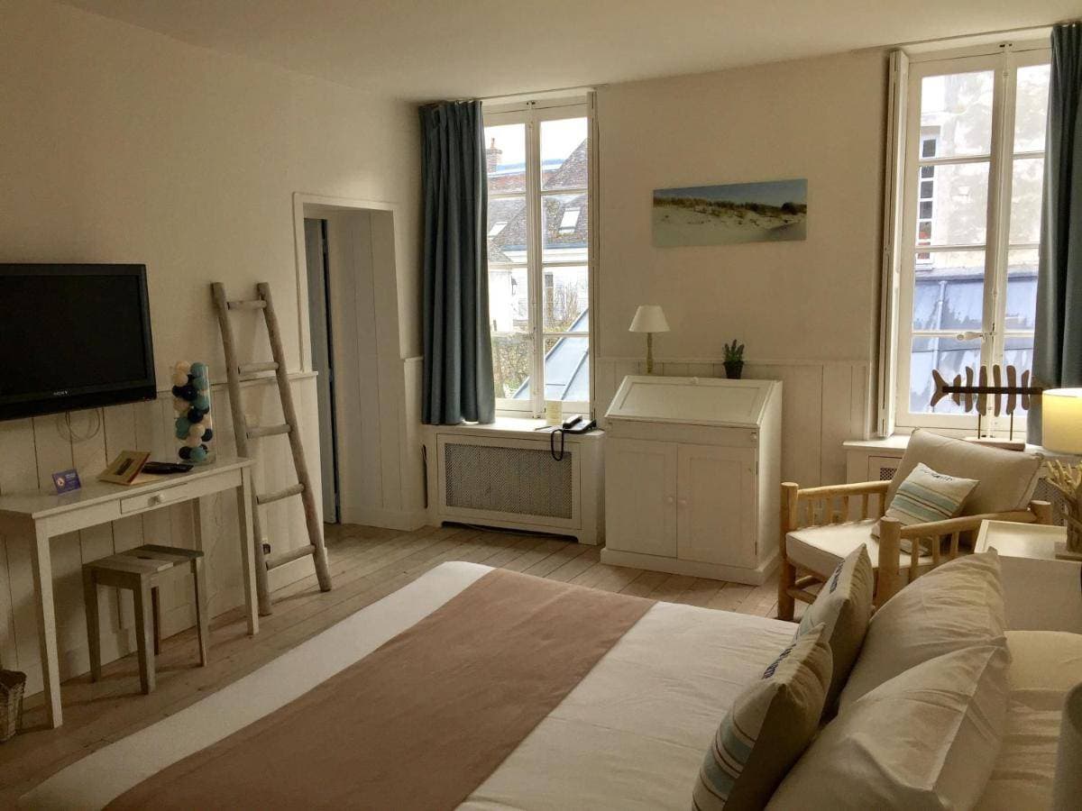 Hotel The Originals Hôtel Saint-Laurent 19