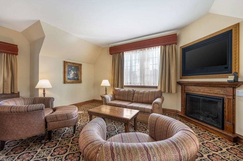 Best Western Premier Mariemont Inn 20