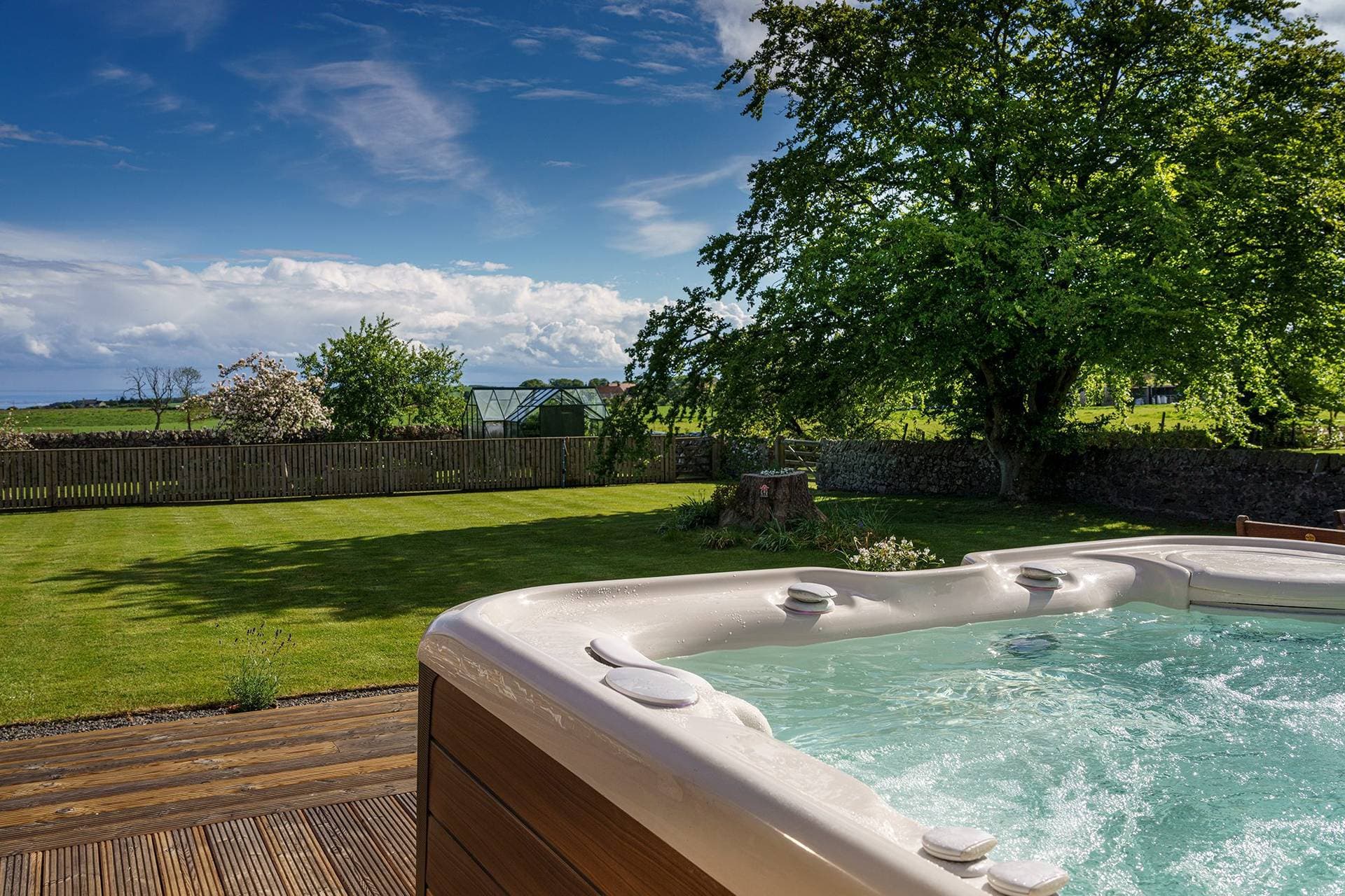 Hawkswood Country Estate 4