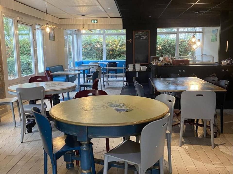 Brit Hotel Le Polder 4