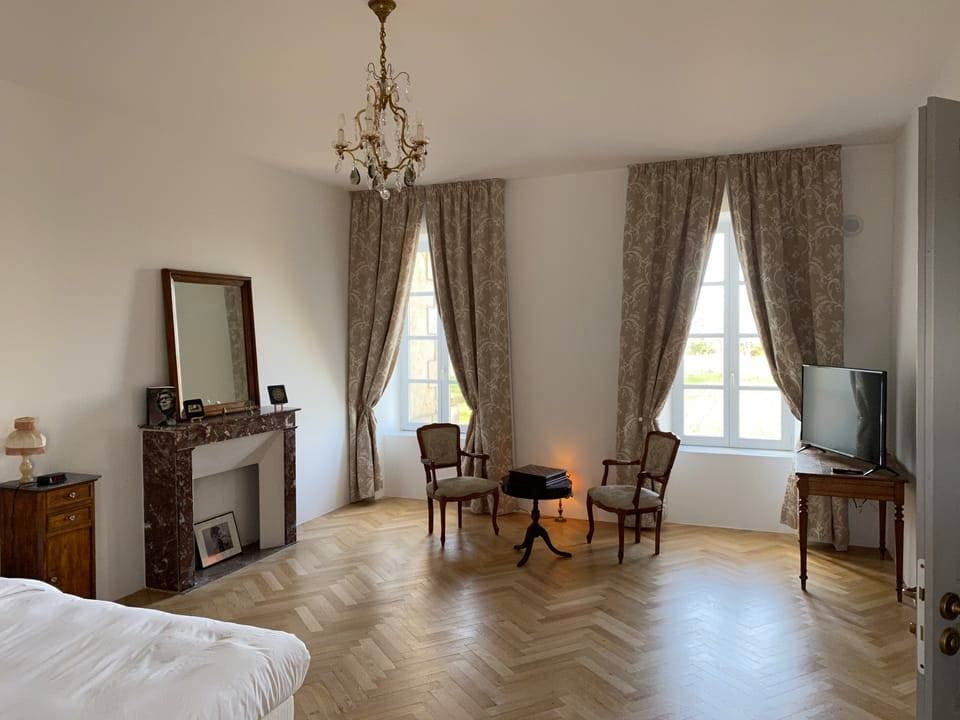 Chateau Camus 4