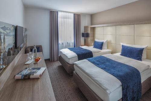 The Alex Hotel 12